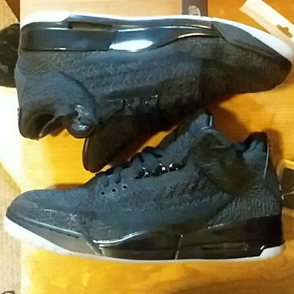 Jordan 3 flynit
